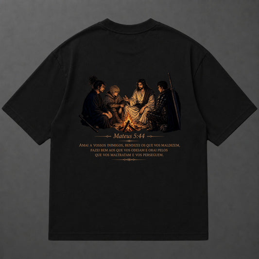 Camiseta Oversized Jesus Entre Guerreiros