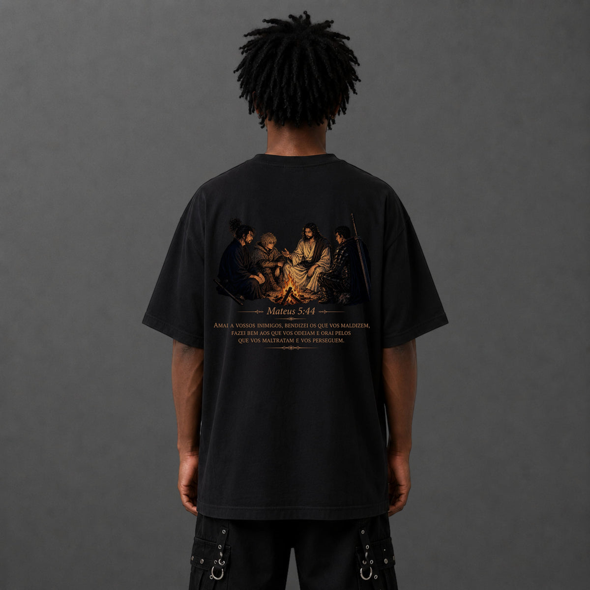 Camiseta Oversized Jesus Entre Guerreiros
